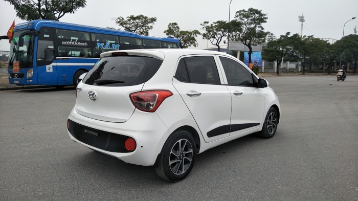 Cần bán xe i10 bản full 2017, số tự động