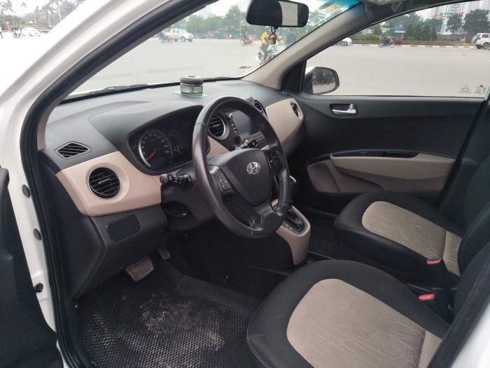 Cần bán xe i10 , bản full , sx 2017, số tự động