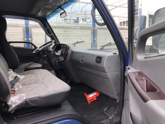 Hyundai 8 tấn chính hãng hyundai hàng 3 cục thùng dài 5m