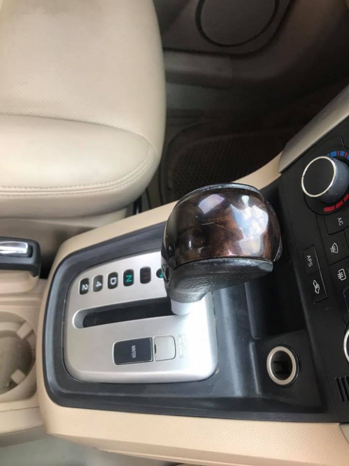 Cần bán gấp Chevrolet Captiva 2009 số tự động