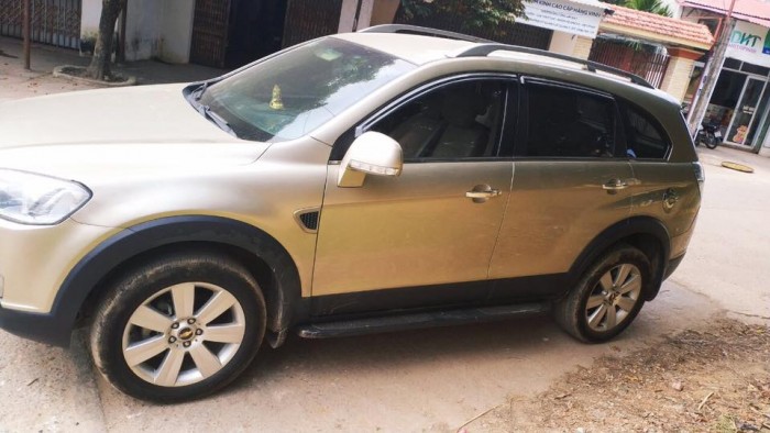 Cần bán gấp Chevrolet Captiva 2009 số tự động
