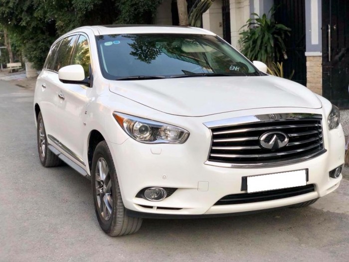 Gia đình cần bán xe Infiniti qx60 đăng ký 2015, số tự động, bản full option màu trắng