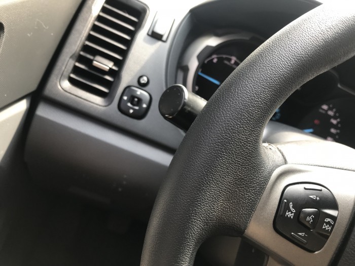 Bán Ford Ranger XLT 2014 hai cầu máy dầu màu Trắng xe zin cực đẹp
