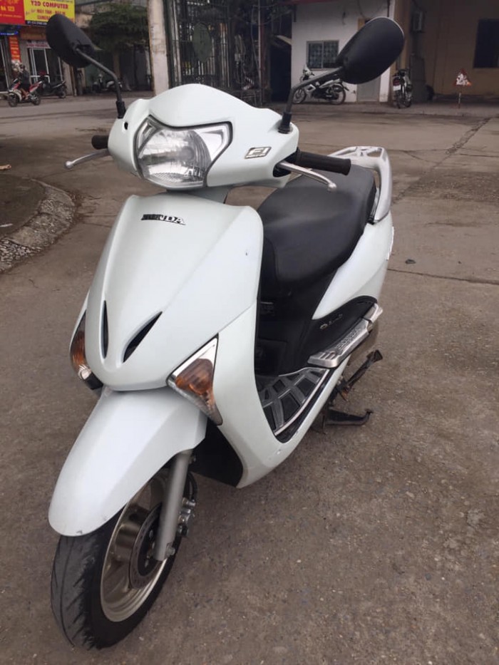 Bán xe honda LEAD fi 2012 trắng chính chủ