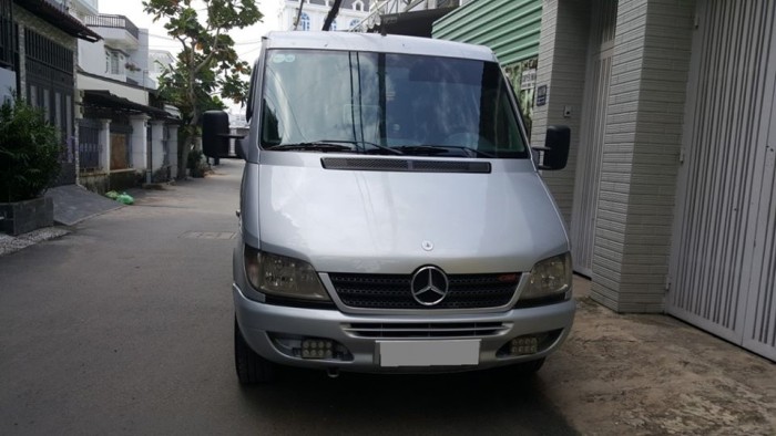 Bán Mercedes Sprinter 311 Bạc đời 2012 máy dầu số sàn 16 chỗ rất mới