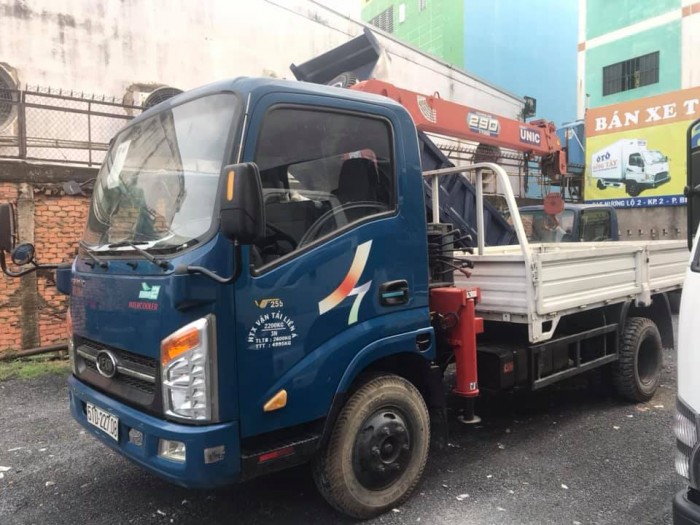 Bán xe tải Cẩu VEAM VT255 Cẩu UNIC 290 4 khúc tải trong 1,6 Tấn