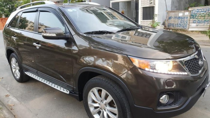 Cần tiền bán gấp xe Kia Sorento 2014 số tự động