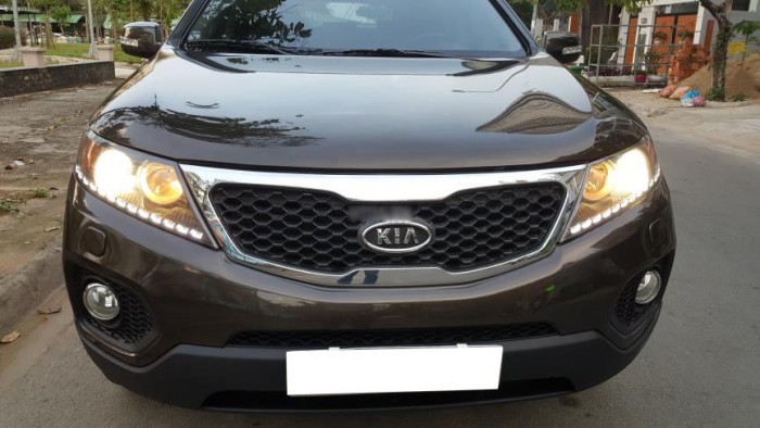 Cần tiền bán gấp xe Kia Sorento 2014 số tự động
