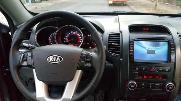 Cần tiền bán gấp xe Kia Sorento 2014 số tự động