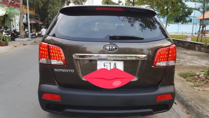Cần tiền bán gấp xe Kia Sorento 2014 số tự động