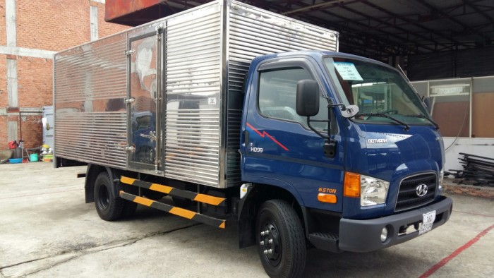 Bán xe tải Hyundai HD99 tải 6.5 tấn thùng kín màu xanh đời 2017 trả góp tại Kiên Giang, Miền Tây.