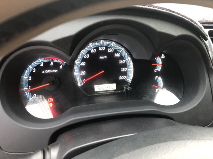 Fortuner 2015, số sàn, máy dầu, xe cá nhân, màu bạc, bảo hành hãng