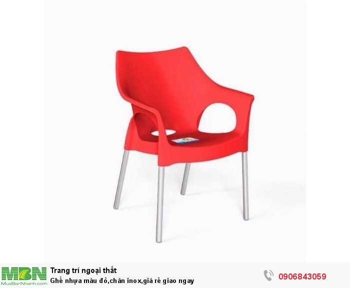 Ghế nhựa màu đỏ,chân inox,giá rẻ giao ngay0
