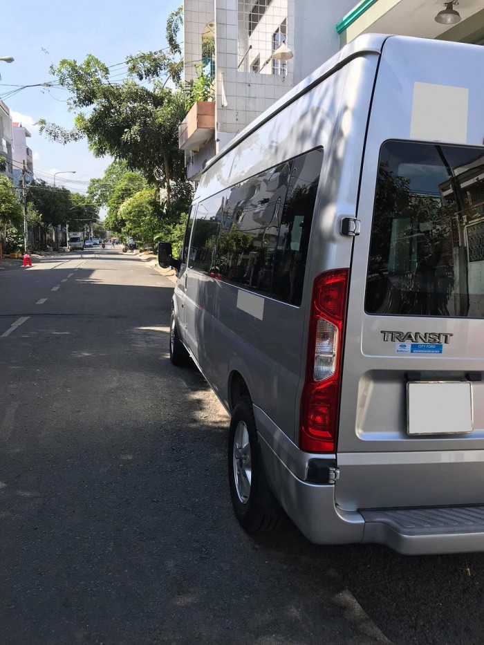 Cần bán xe Ford Transit 2016 máy dầu số sàn 16 ghế vip