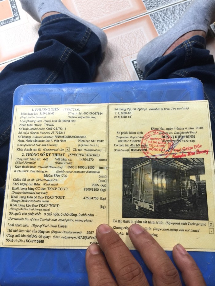 Bán kia k165 đời 2017 đăng kí 2018 thùng kín máy lạnh