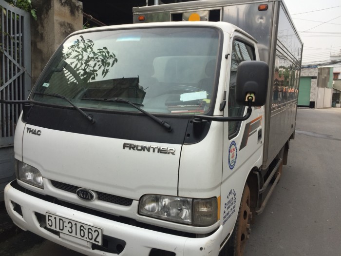 Bán kia k165 đời 2017 đăng kí 2018 thùng kín máy lạnh