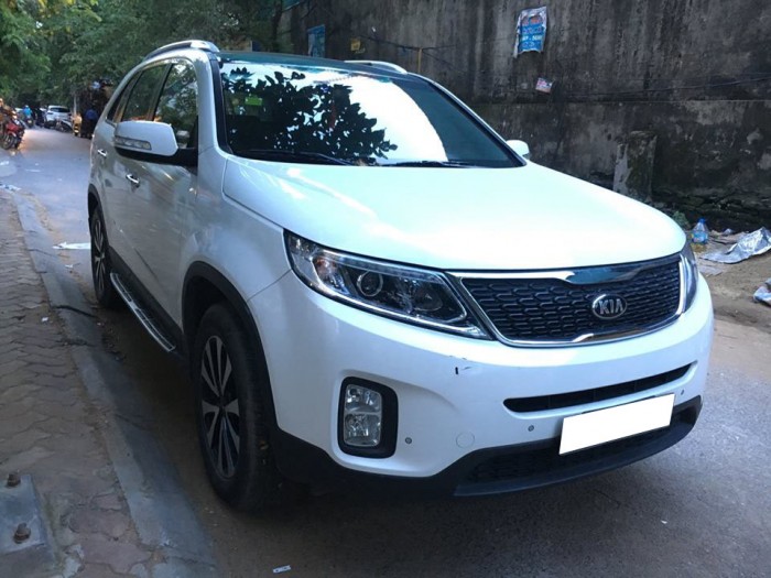 Bán gấp Kia Sorento 2017 bản GAT màu trắng