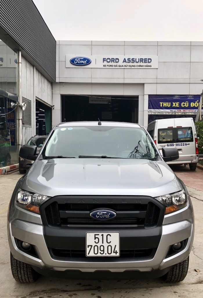 Bán Ford Ranger 4x4MT sx 2015 màu bạc