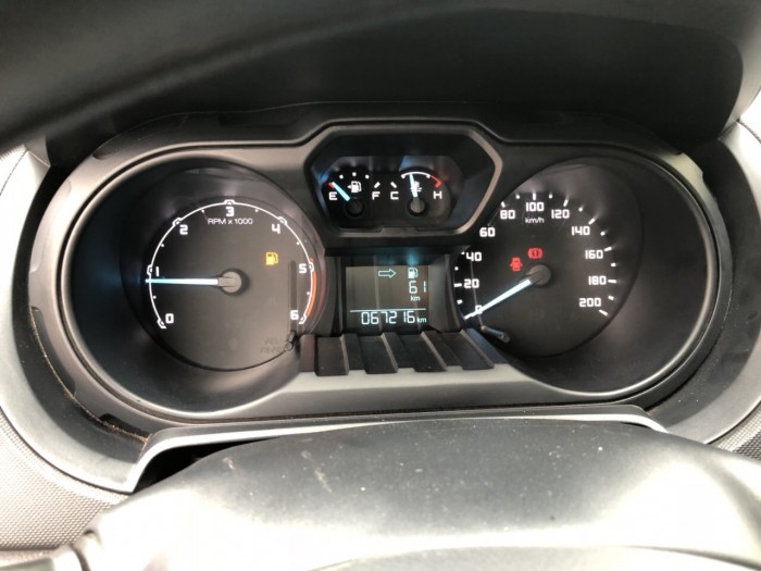 Bán Ford Ranger 4x4MT sx 2015 màu bạc