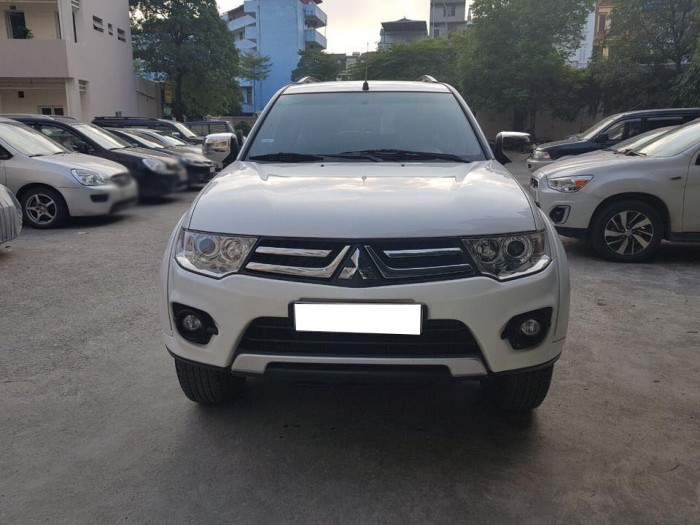 Bán gấp xe Mitsubishi Pajero Sport 3.0 2014
