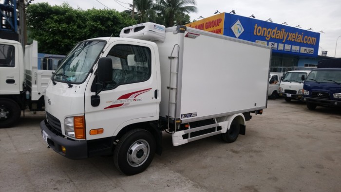 Hyundai 1.9tấn Thùng Đông Lạnh Quyền Auto