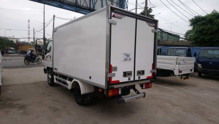 Hyundai 1.9tấn Thùng Đông Lạnh Quyền Auto