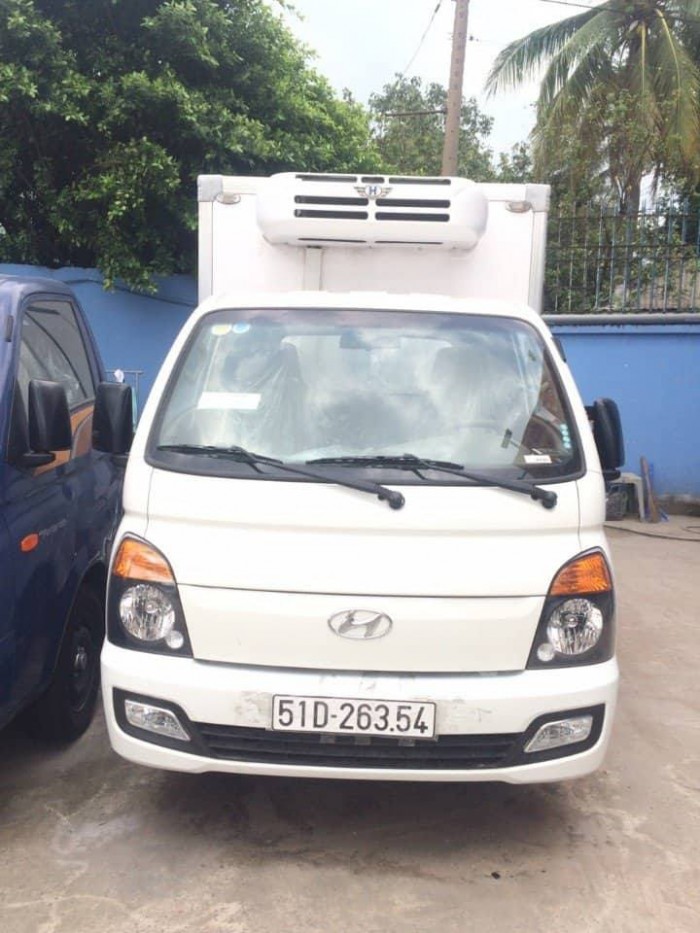 Hyundai 1.5 Tấn Thùng Đông Lạnh Trả Góp