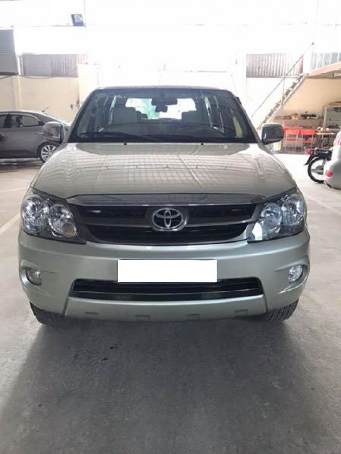 Cần bán Fortuner 2008, số tự động, máy xăng, xe nhập