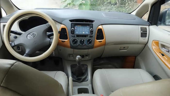 Bán gấp Toyota Innova 2009 số sàn. Xe bản G xịn