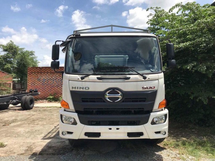 Hino 16 Tấn Thùng Mui Bạt Dài 9.2m Trả Góp