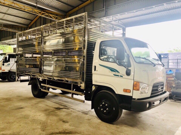 Hyundai 7 Tấn Thùng Chở Gia Súc Full Inox