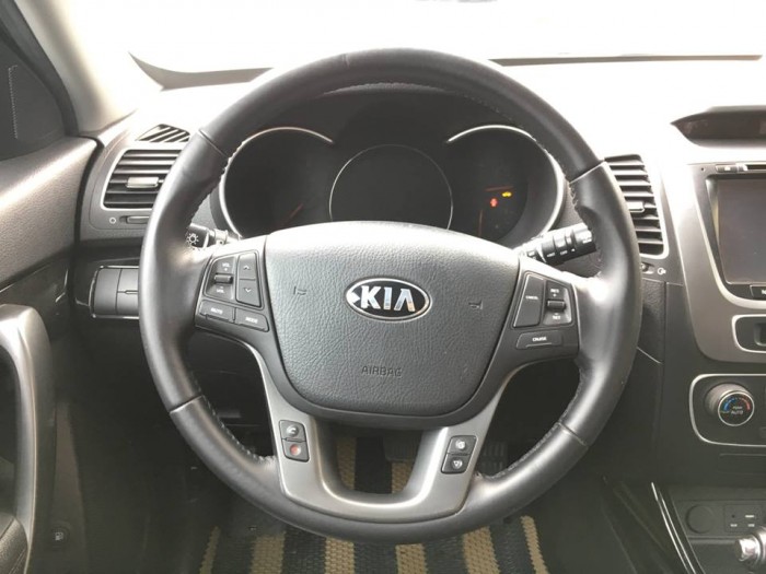 Bán gấp Kia Sorento 2017 bản GAT số tự động