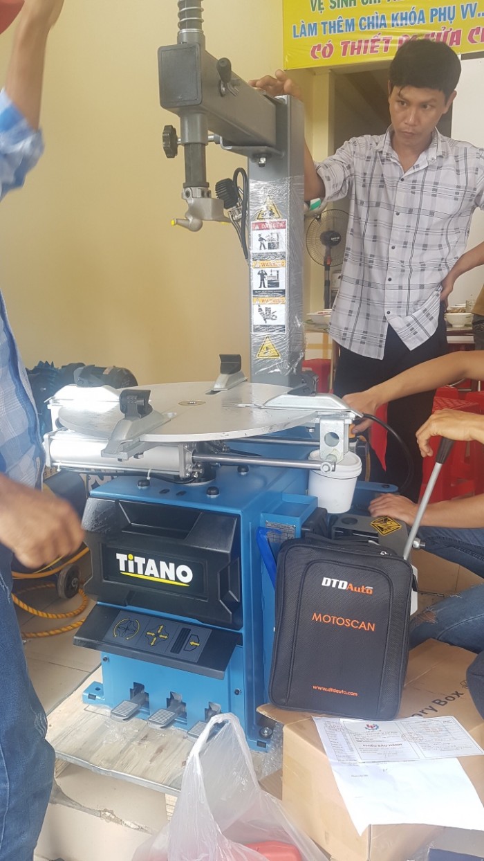 MÁY RA VỎ XE ĐÀI LOAN