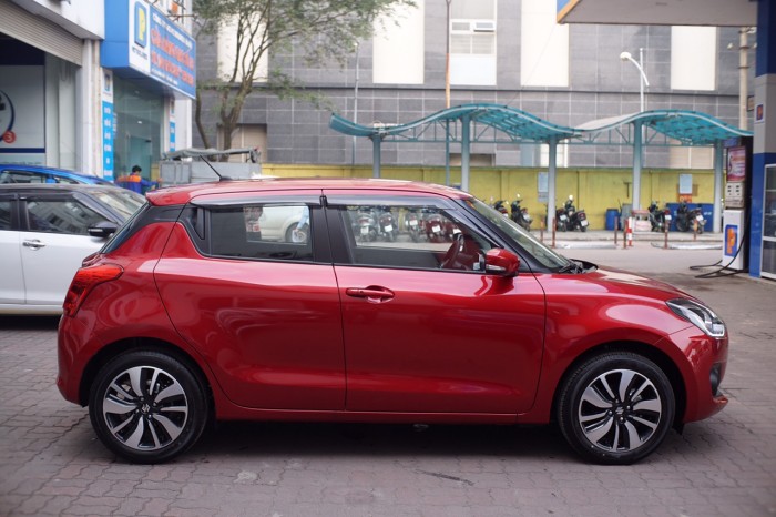 Suzuki Swift giá rẻ chỉ cần 189 tr là có xe nhập khẩu ThaiLand - năng động thể thao
