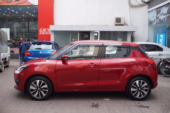 Suzuki Swift giá rẻ chỉ cần 189 tr là có xe nhập khẩu ThaiLand - năng động thể thao