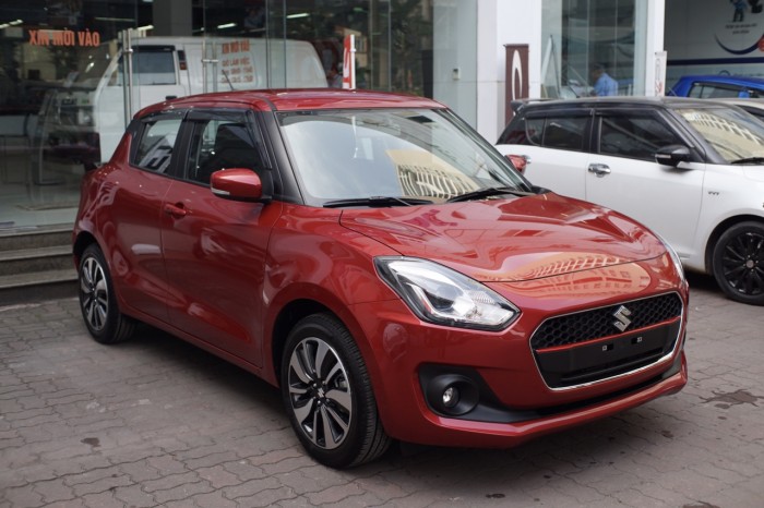 Suzuki Swift giá rẻ chỉ cần 189 tr là có xe nhập khẩu ThaiLand - năng động thể thao