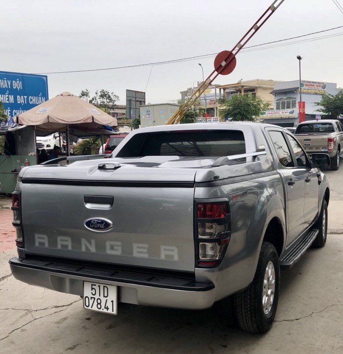 Bán Ford Ranger XLS 4x2 AT sx 2k16,thùng thấp