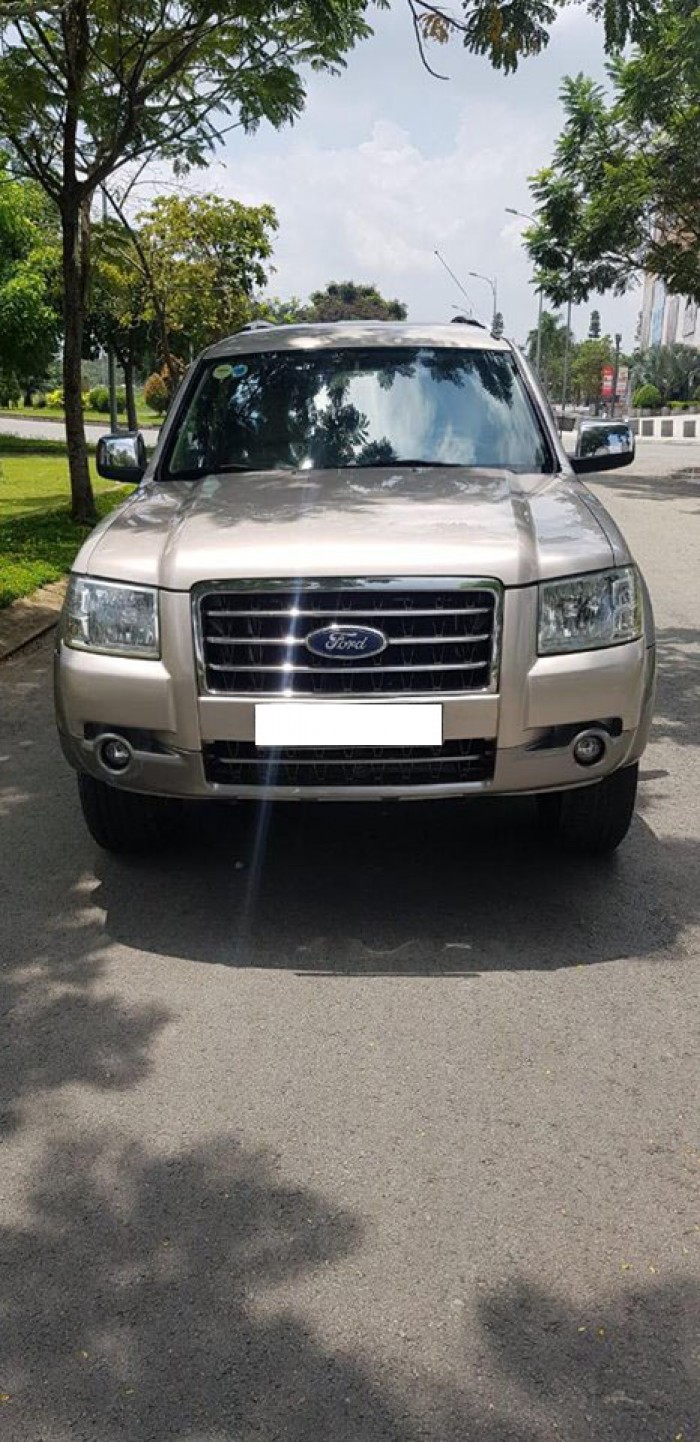Bán gấp Ford Everest 2007 màu vàng đồng