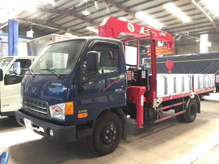 Xe cẩu tự hành Hyundai HD120sl gắn cẩu unic 3,5 tấn