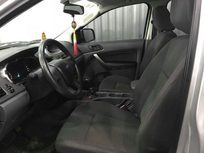 Bán gấp Ford Ranger 2014 số tự động 1 cầu