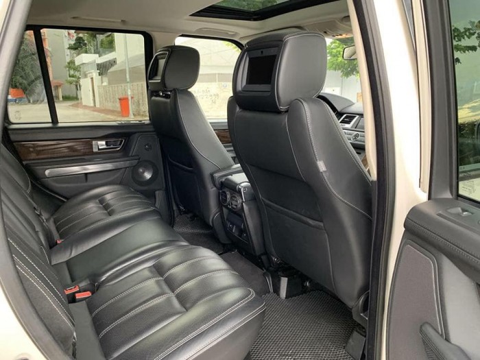 Cần bán gấp trả nợ xe Ranger Rover Sport hse lu 2010 đẹp