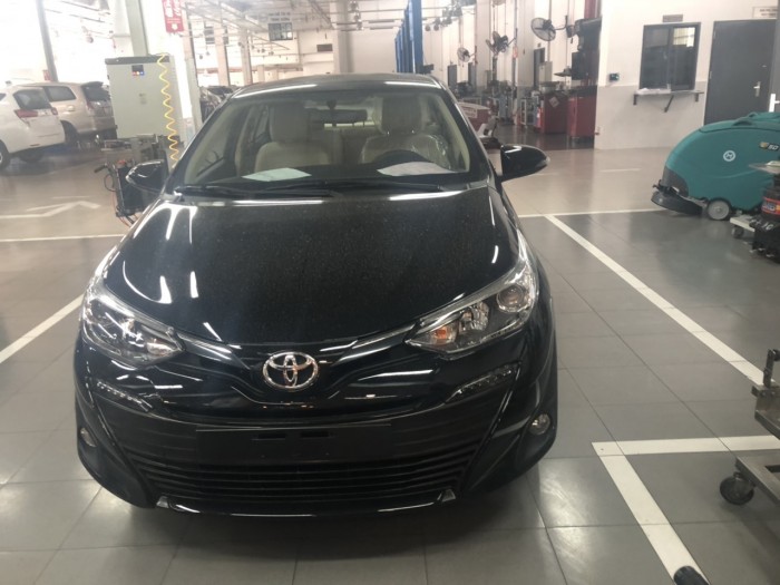 TOYOTA VIOS 1.5G MÀU ĐEN CAO CẤP