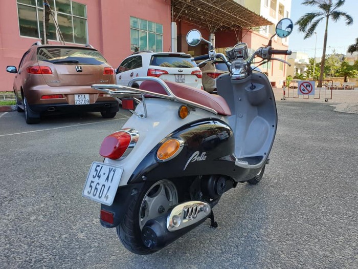 Suzuki Bella 125 kiểu Dáng Vespa cổ điển Ý Mang Phong Cách Châu Âu Hiện Đại Tuyệt Đẹp
