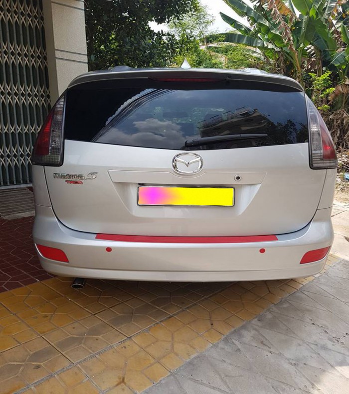 Cần bán Mazda 5, 2.0, số tự động, sản xuất 2009, màu bạc.