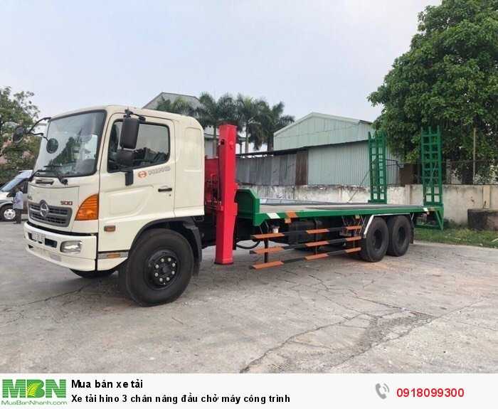 Xe tải hino 3 chân nâng đầu chở máy công trình