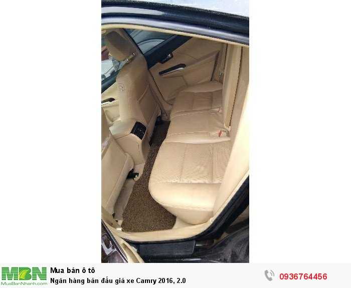 Ngân hàng bán đấu giá xe Camry 2016, 2.0
