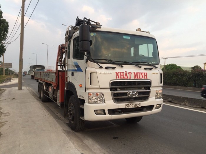 Bán Hyundai 3 chấn đời 2005 gắn cẩu 8 tấn
