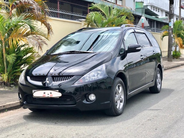 Bán gấp xe Mitsubishi Grandis đời 2007 số tự động