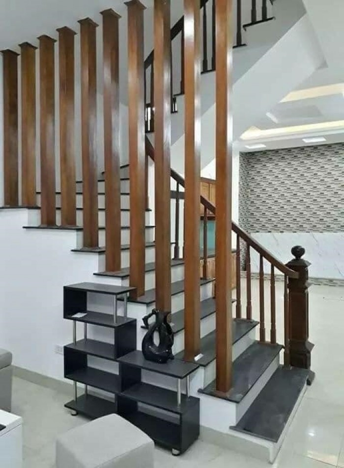 Bán nhà Thái Hà 42m2*5 tầng, 3 thoáng, nở hậu