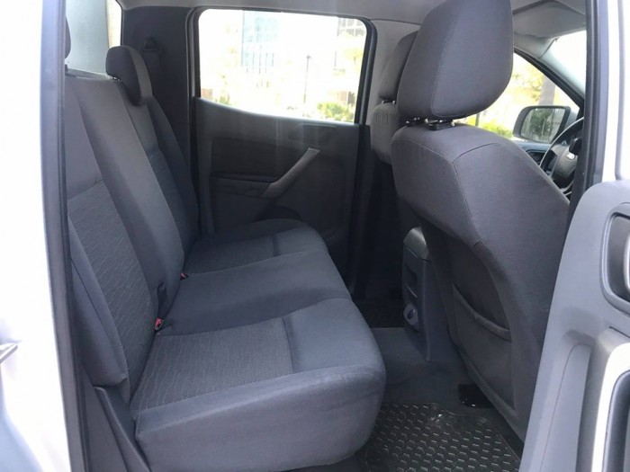 Cần tiền bán gấp xe Ford Ranger 2014 bản XLS số tự động